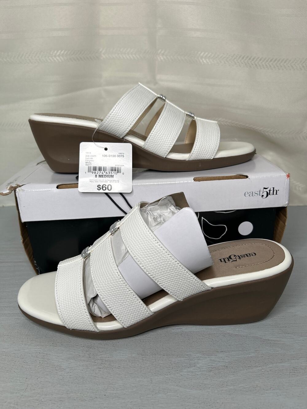 East 5th Evergreen T-Strap Wedge Sandals White Womens Size 8M